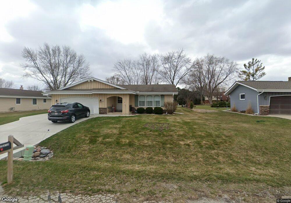 W132S6767 Fennimore Ln, Muskego, WI 53150 - photo 1