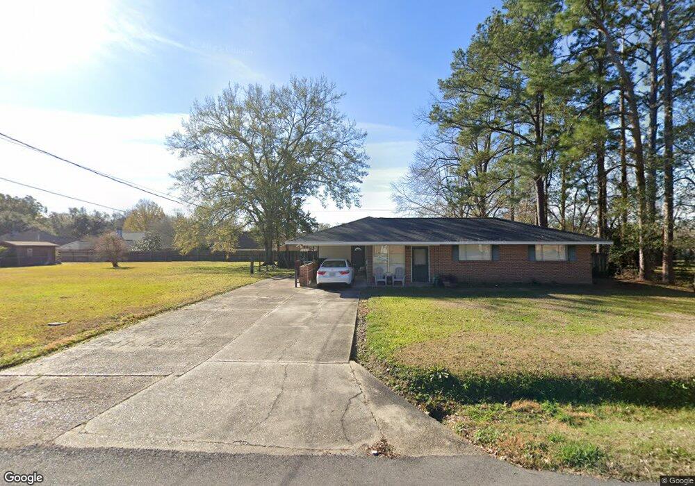 4042 Chestnut St, Zachary, LA 70791 - photo 1