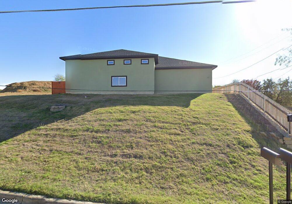 621 Saddle Hill Dr, Grand Prairie, TX 75050 - photo 1