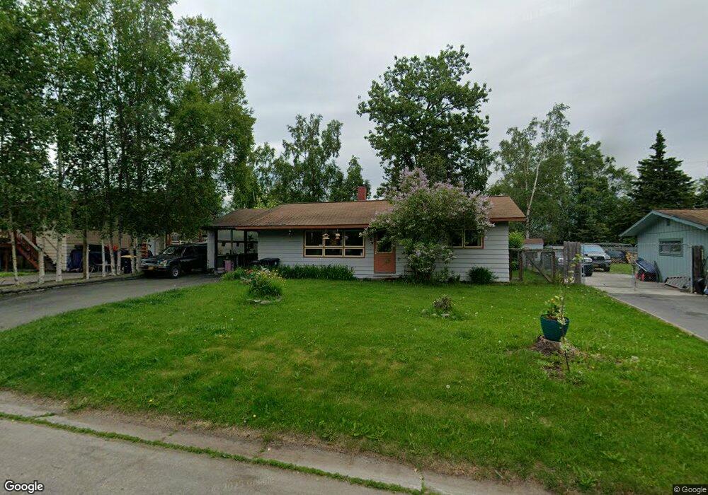 2927 Glacier St, Anchorage, AK 99508 - photo 1