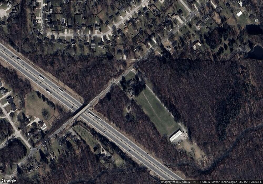 8855 Usher Rd, Olmsted Falls, OH 44138 - photo 1