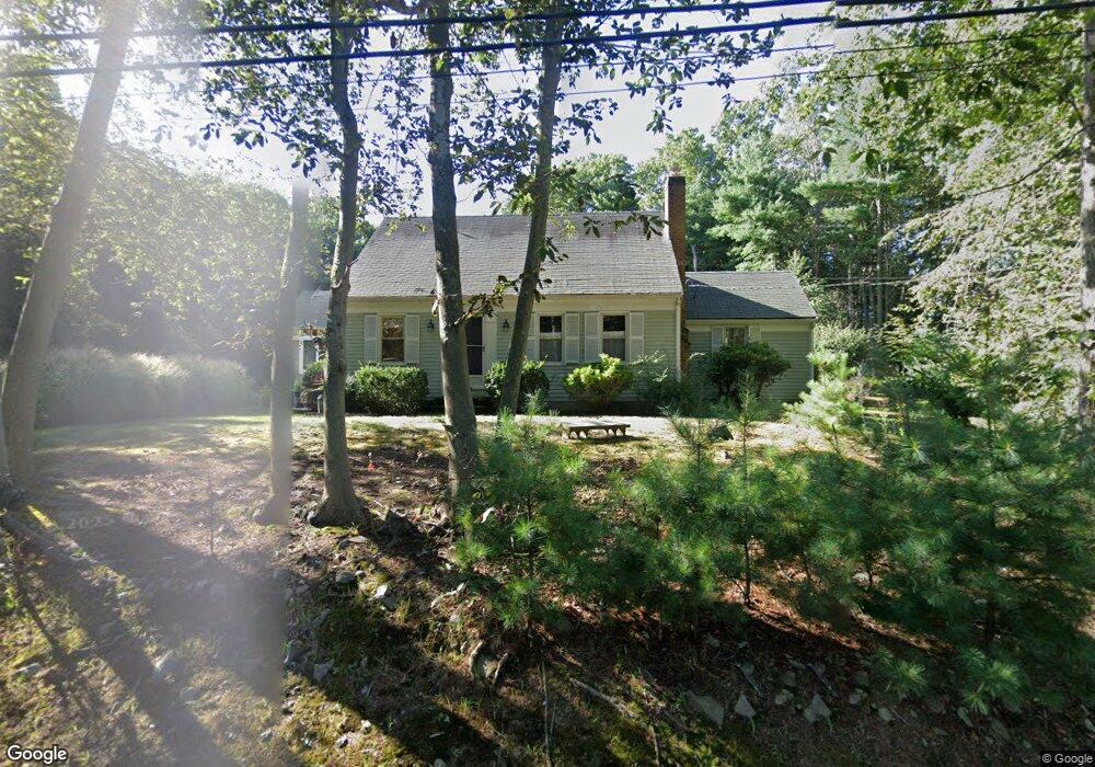 84 Circuit St, Hanover, MA 02339 - photo 1