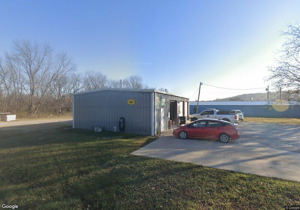 210 N E St, Henryetta, OK 74437 - photo 1