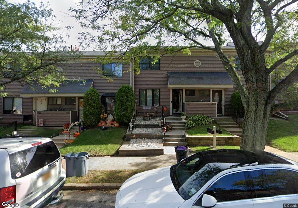 107 Hampton Place, Staten Island, NY 10309 - photo 1