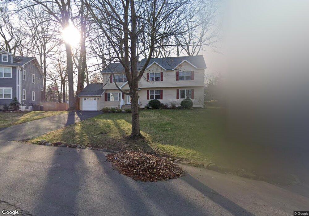 2341 Longfellow Ave, Scotch Plains, NJ 07076 - photo 1