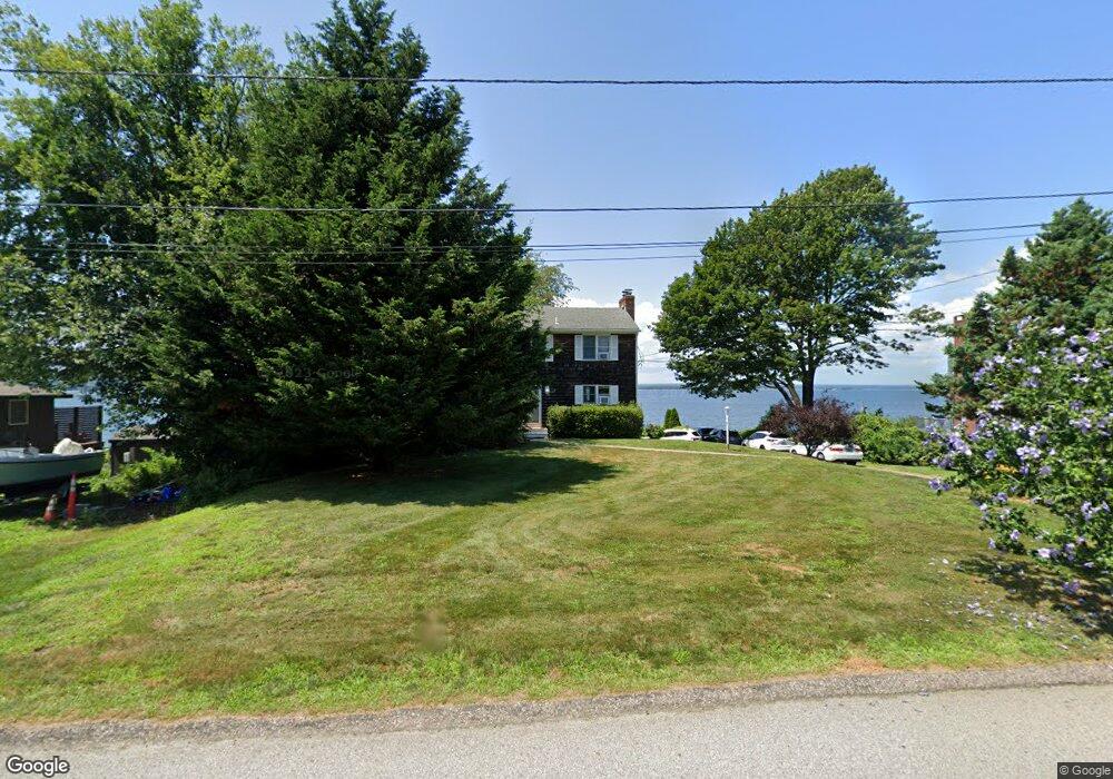 195 Seaside Dr, Jamestown, RI 02835 - photo 1