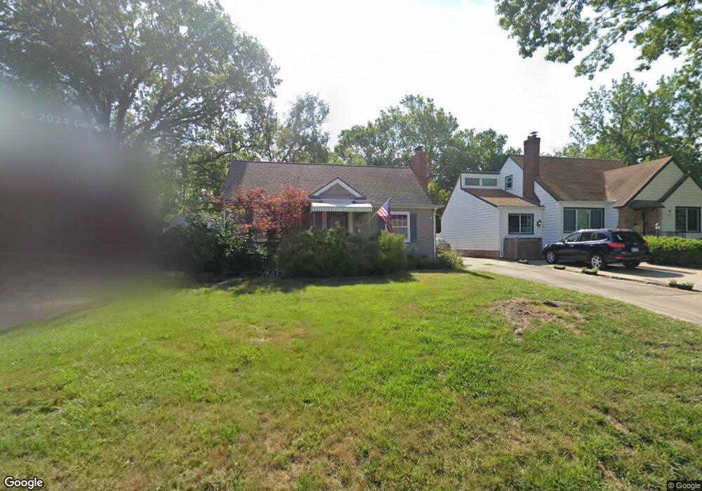 1028 SW Wayne Ave, Topeka, KS 66604 - photo 1