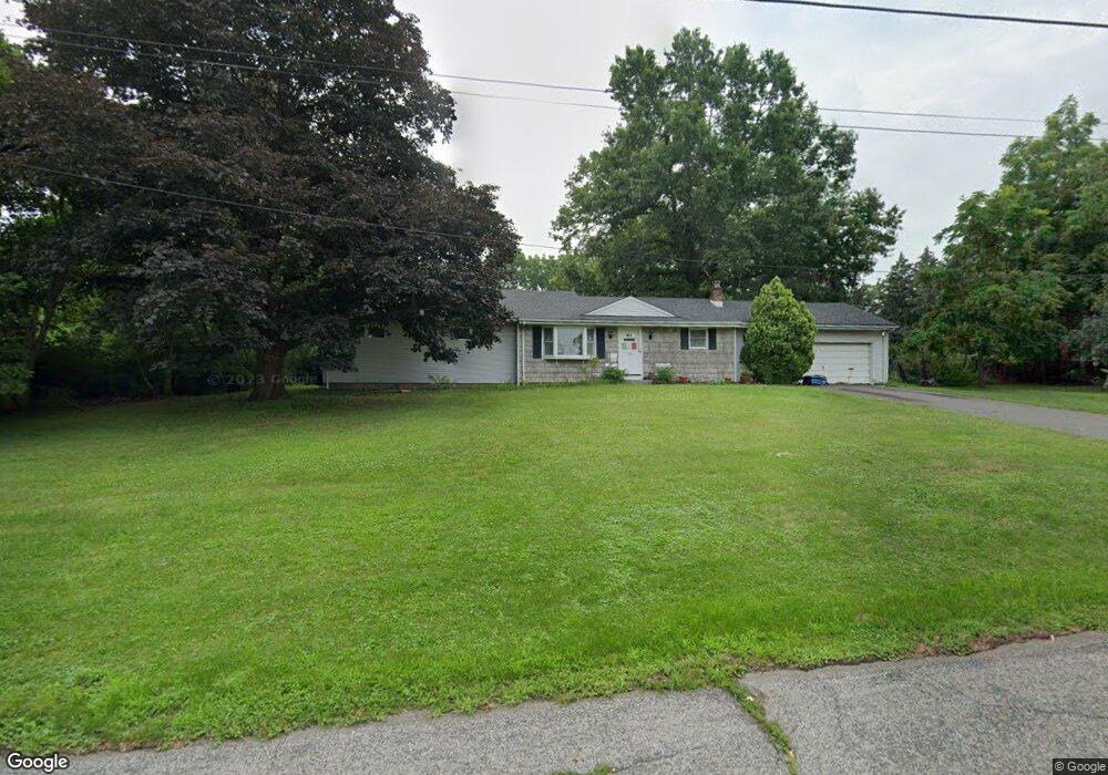 215 Glen Crest Dr, Branchburg, NJ 08853 - photo 1