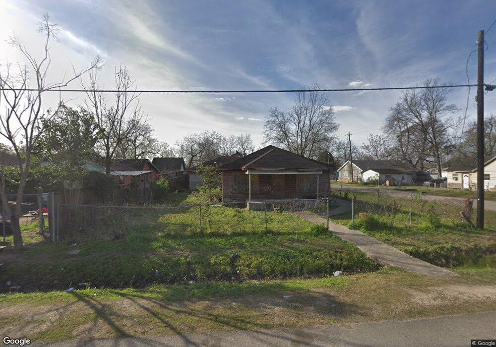 2102 King St, Houston, TX 77026 - photo 1