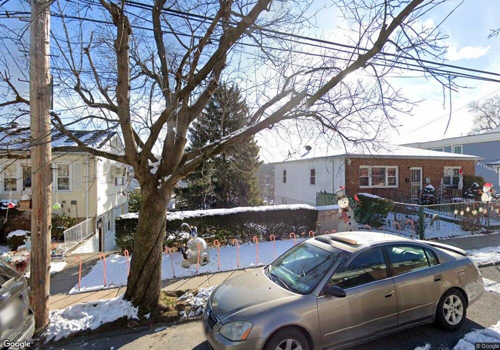 330 Edwards Place, Yonkers, NY 10703 - photo 1