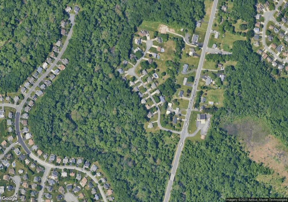 7 Christina Woods Ct, Newark, DE 19702 - photo 1