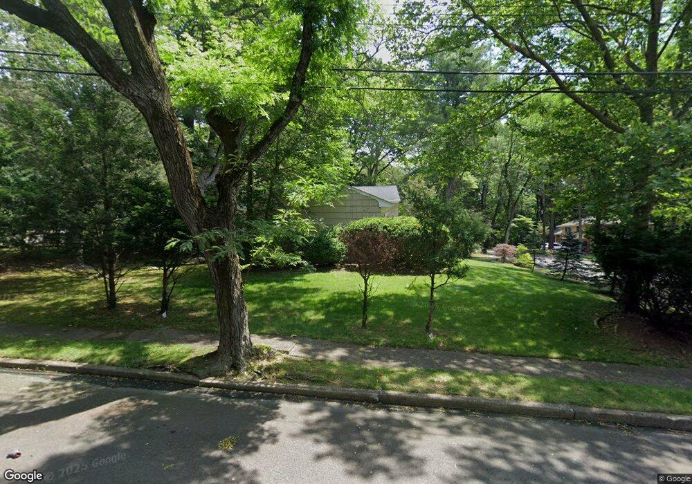 27 Vivian Ln, Closter, NJ 07624 - photo 1