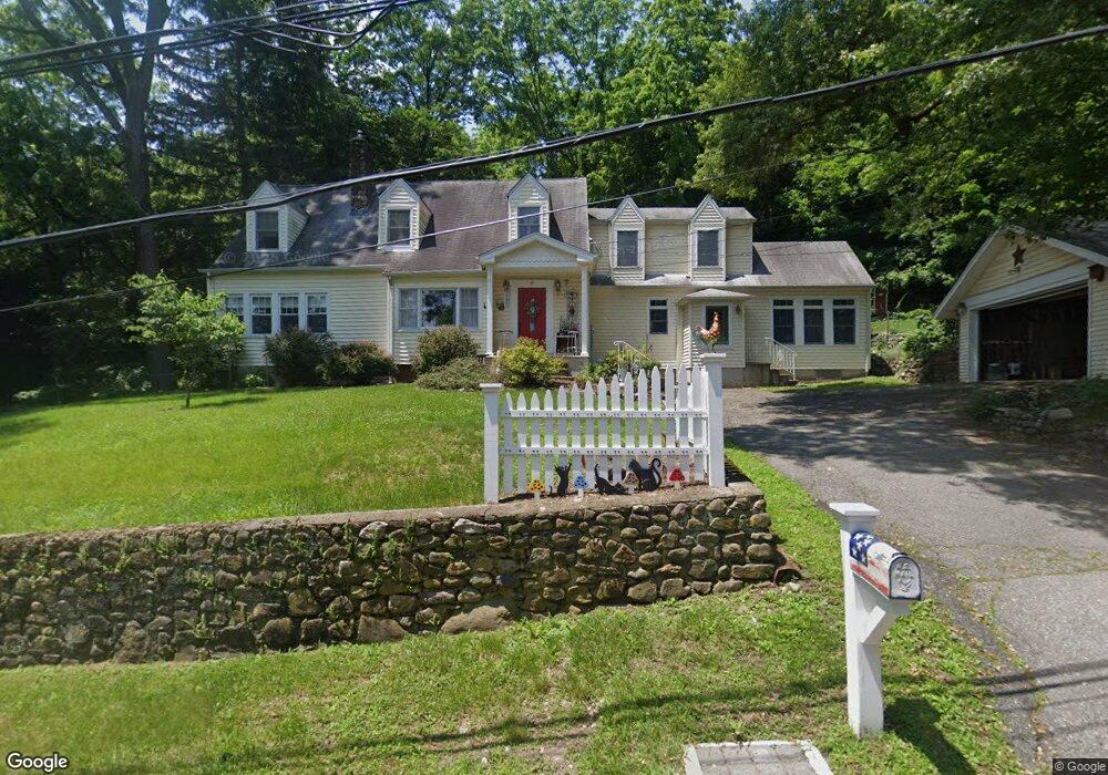 53 Vreeland Ave, Bloomingdale, NJ 07403 - photo 1