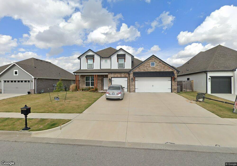 720 E Edgewater Place, Broken Arrow, OK 74012 - photo 1
