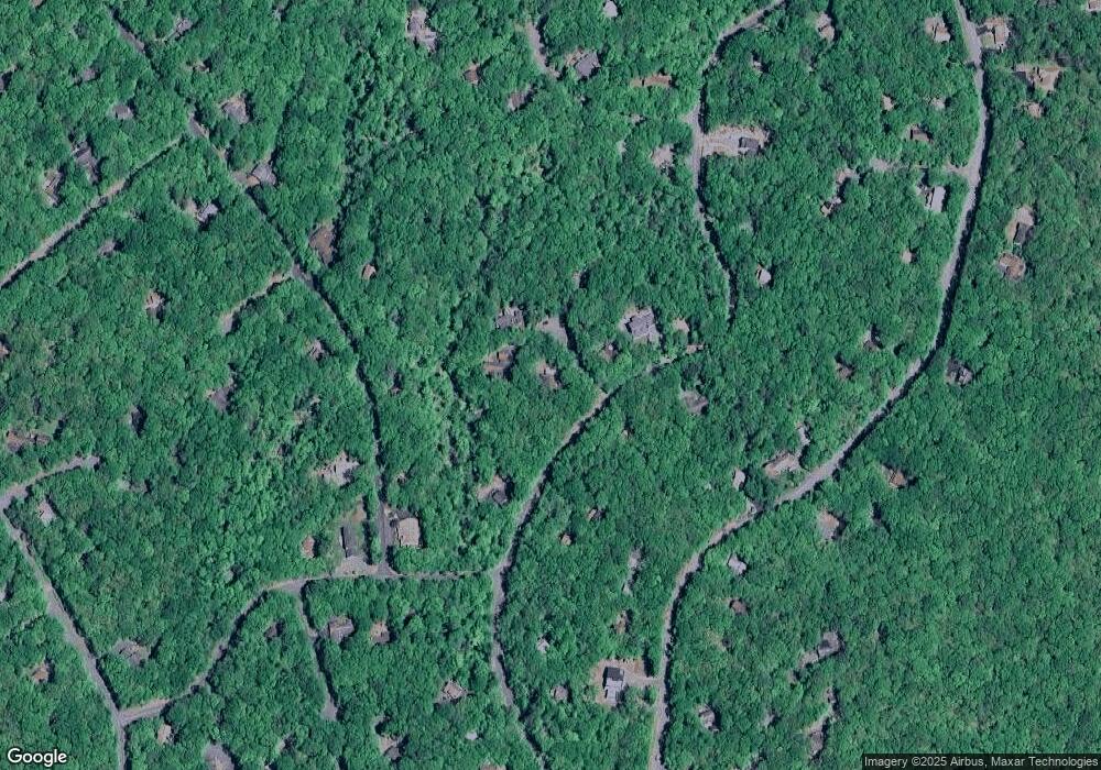 801 Chestnut Ct, Hawley, PA 18428 - photo 1