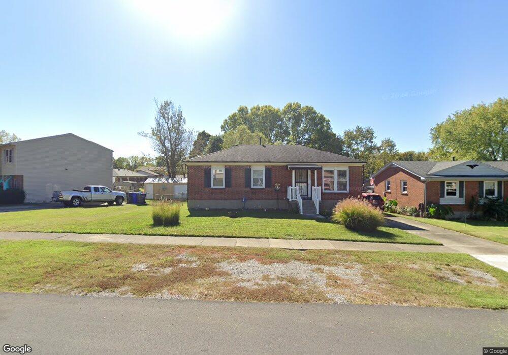 8803 Lantana Dr, Louisville, KY 40229 - photo 1