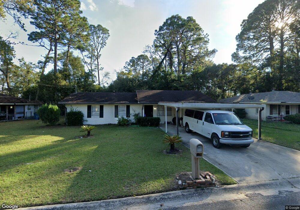 103 Tee Ln, Brunswick, GA 31525 - photo 1