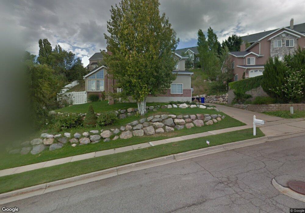 3863 Newport Cir, Bountiful, UT 84010 - photo 1