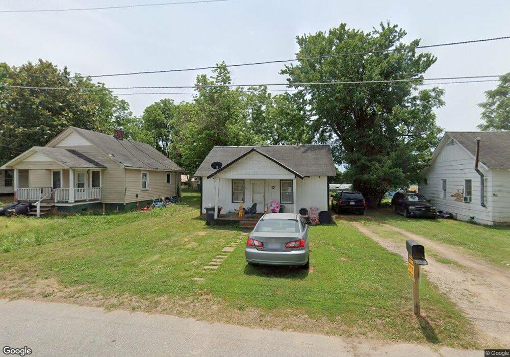 522 Bond St, Statesville, NC 28677 - photo 1