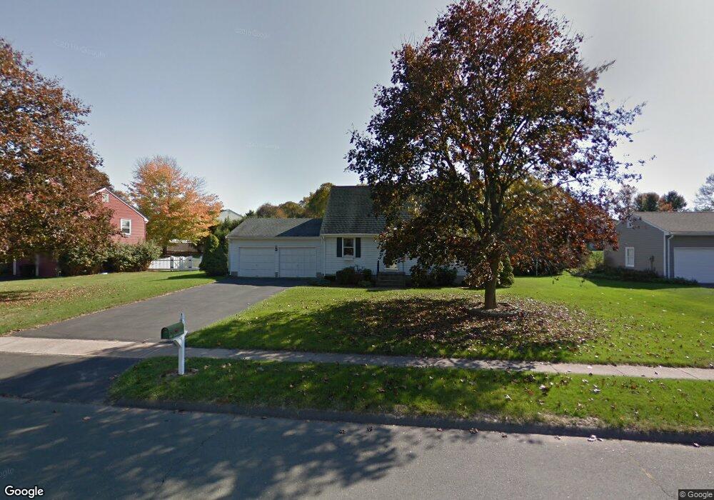 294 Long Hill Dr, Glastonbury, CT 06033 - photo 1