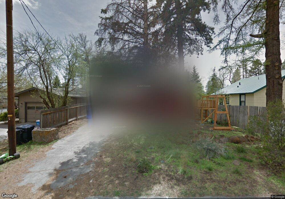 1233 Davenport Rd, Bend, OR 97701 - photo 1