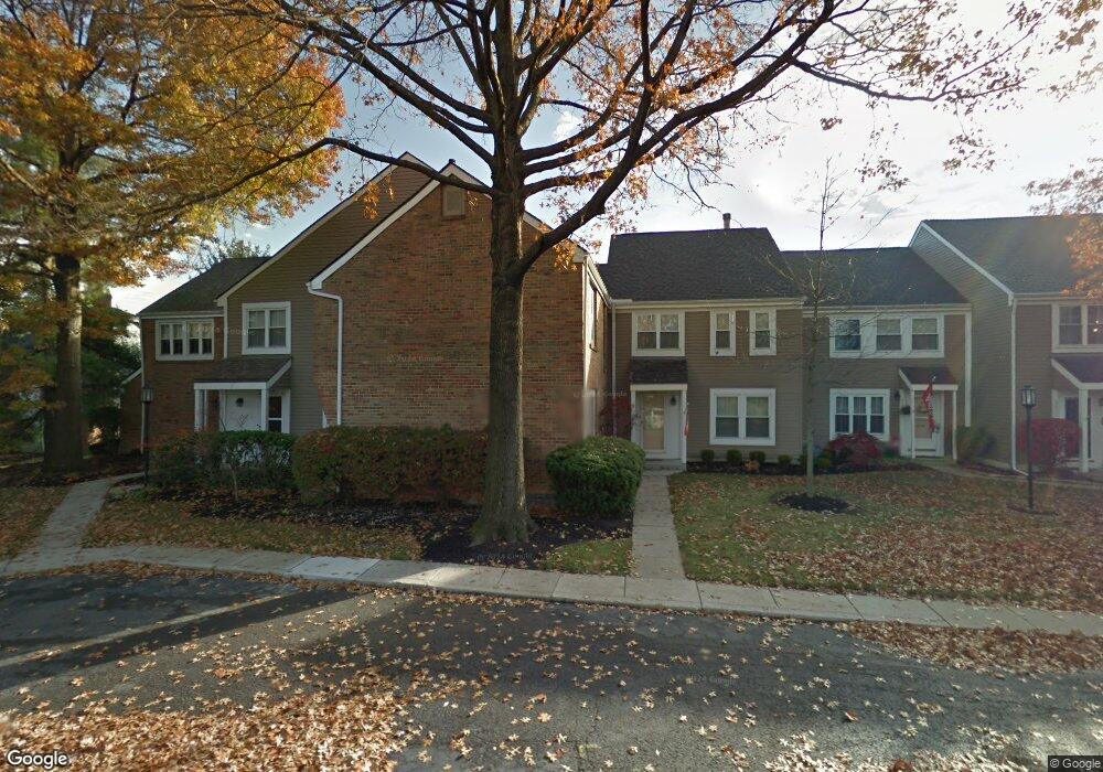 5576 Chowning Way, Columbus, OH 43213 - photo 1