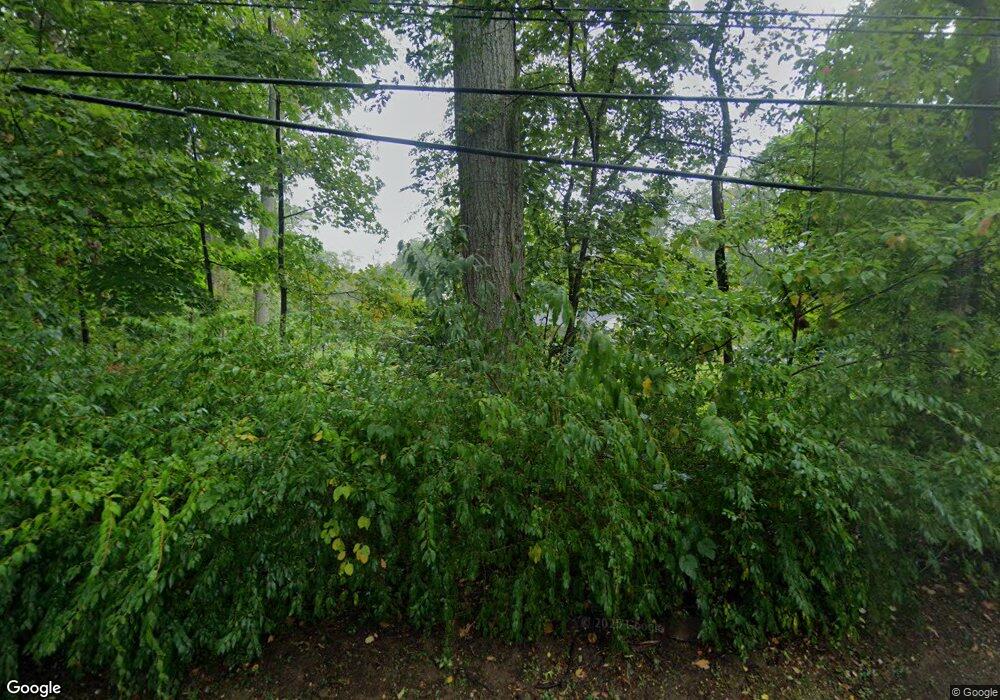 1196 Pine Valley Rd, Oyster Bay, NY 11771 - photo 1