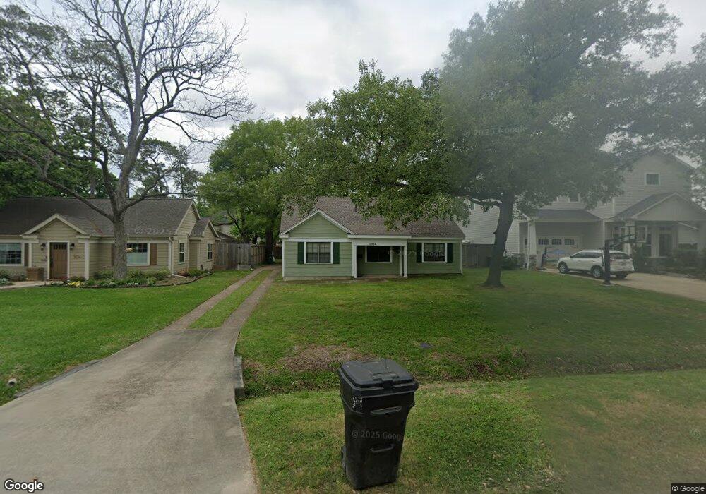 1030 W 42nd St, Houston, TX 77018 - photo 1