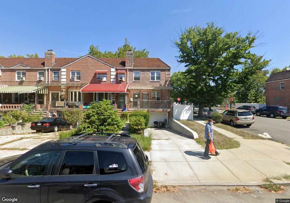 14229 61st Rd, Flushing, NY 11367 - photo 1