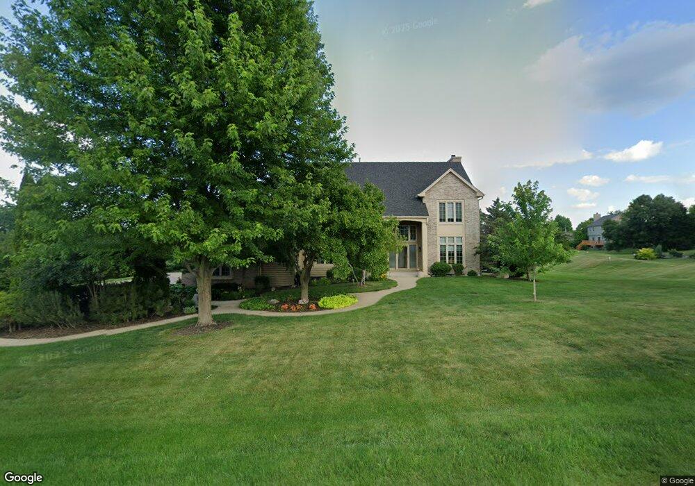 W267N5386 Carlene Dr, Pewaukee, WI 53072 - photo 1