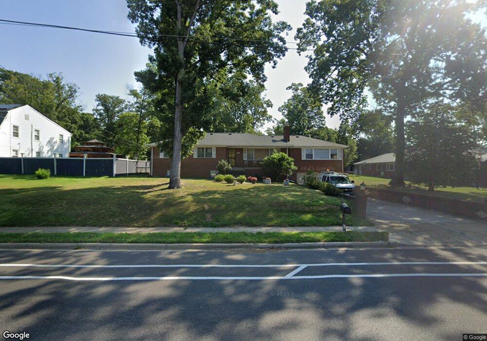 5110 Wheeler Rd, Oxon Hill, MD 20745 - photo 1