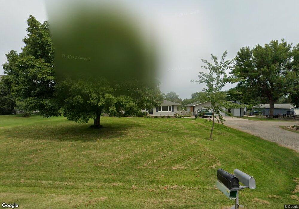 3927 Vern Acres Dr, Center Point, IA 52213 - photo 1