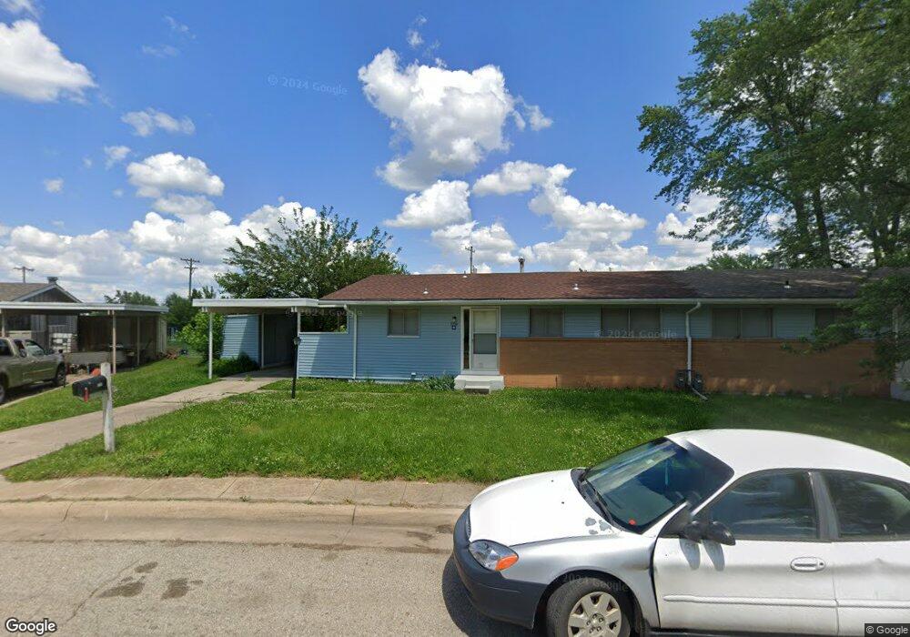 1310 SW Clearview Ln, Topeka, KS 66619 - photo 1