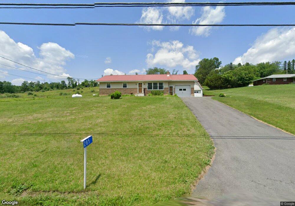 285 Kunkletown Rd, Kunkletown, PA 18058 - photo 1