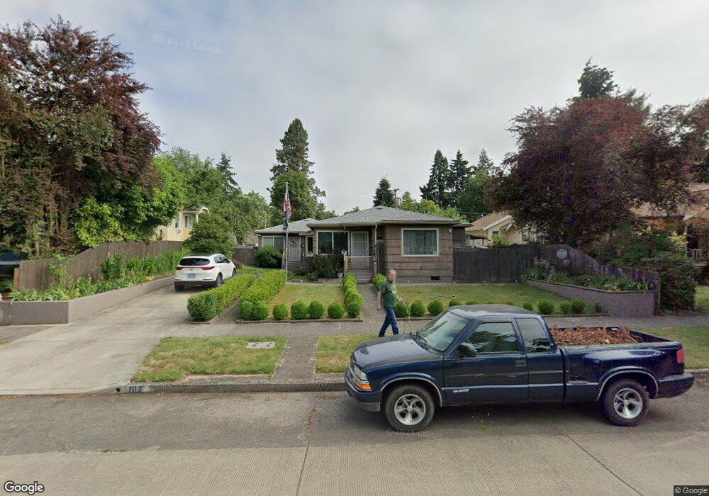 1075 W Broadway, Eugene, OR 97402 - photo 1