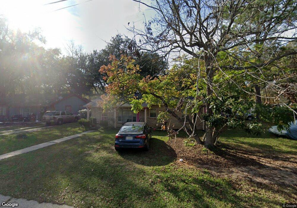 910 Fairmont St, Mobile, AL 36606 - photo 1