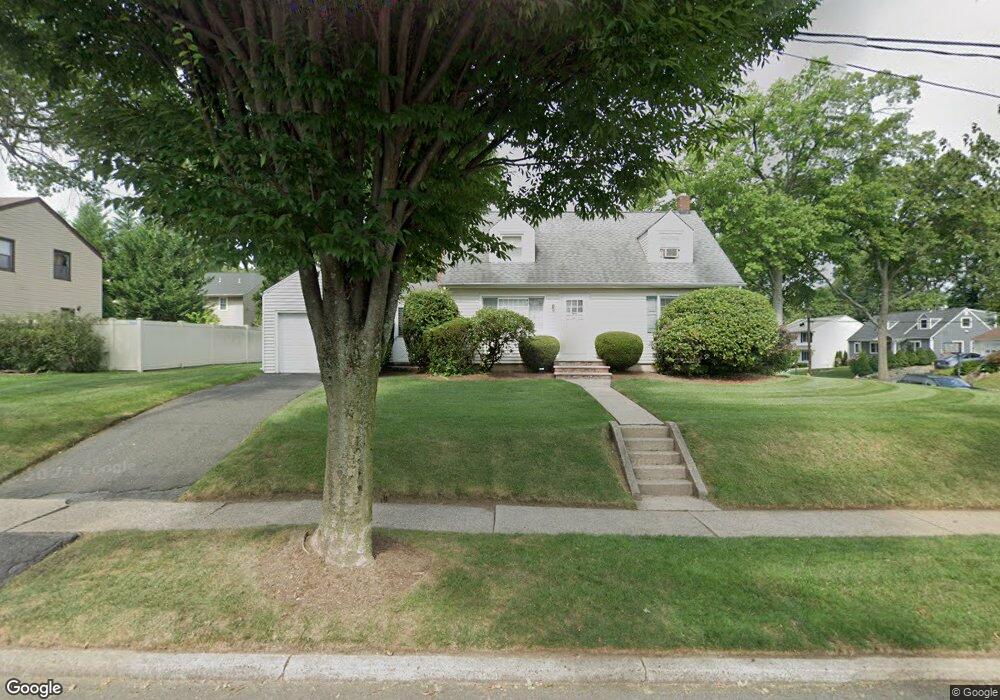 639 5th Ave, River Edge, NJ 07661 - photo 1