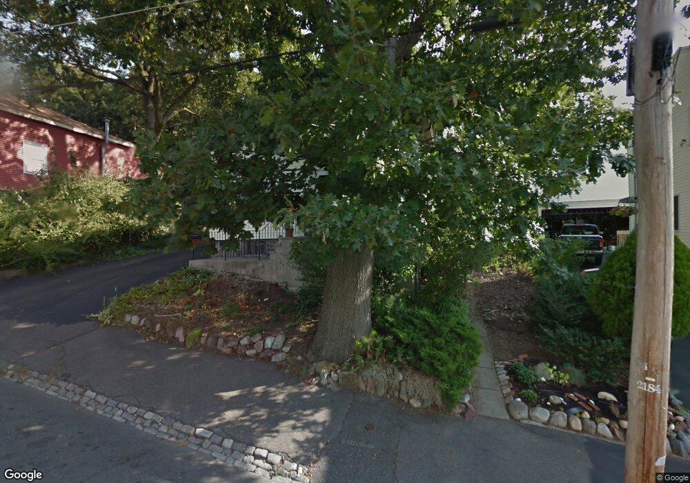 21 Roberts St, Malden, MA 02148 - photo 1