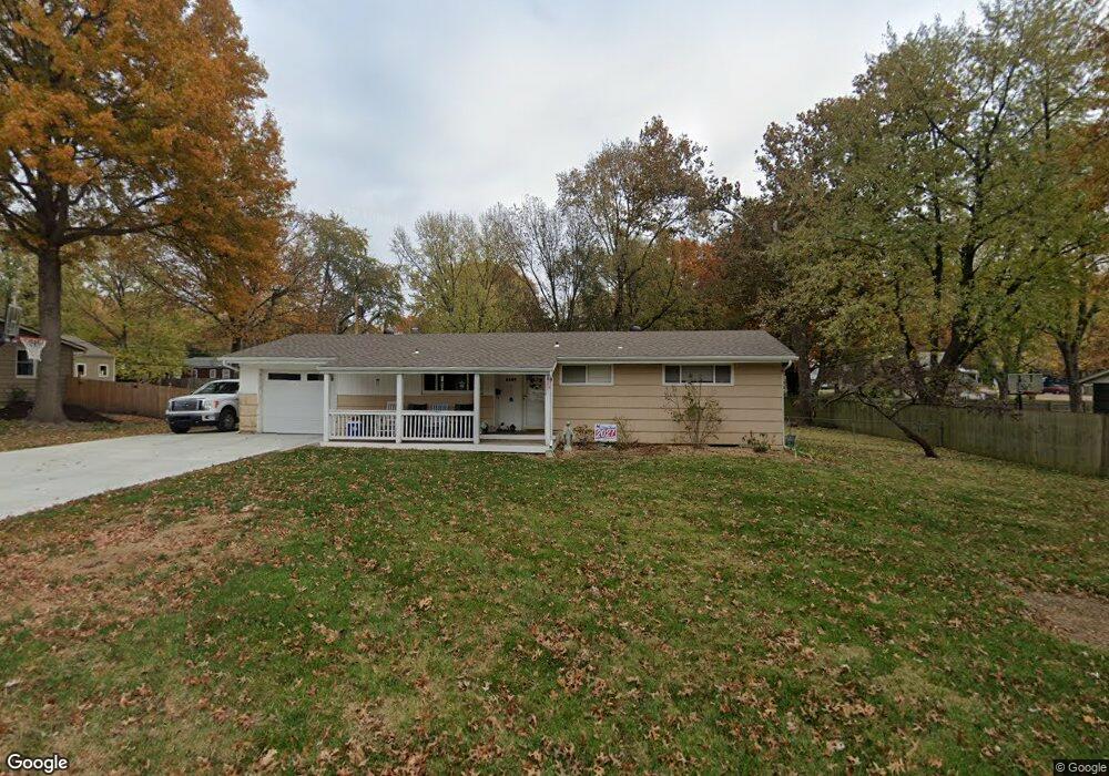 5427 Bond St, Shawnee, KS 66203 - photo 1
