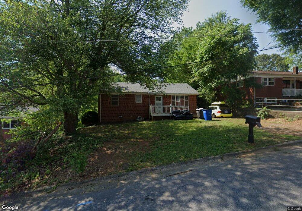 536 Davis St, Statesville, NC 28677 - photo 1