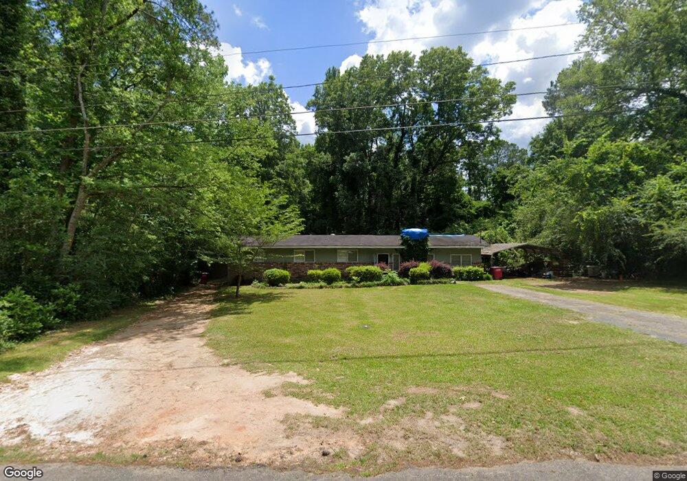 1070 Matthews Dr, Macon, GA 31210 - photo 1