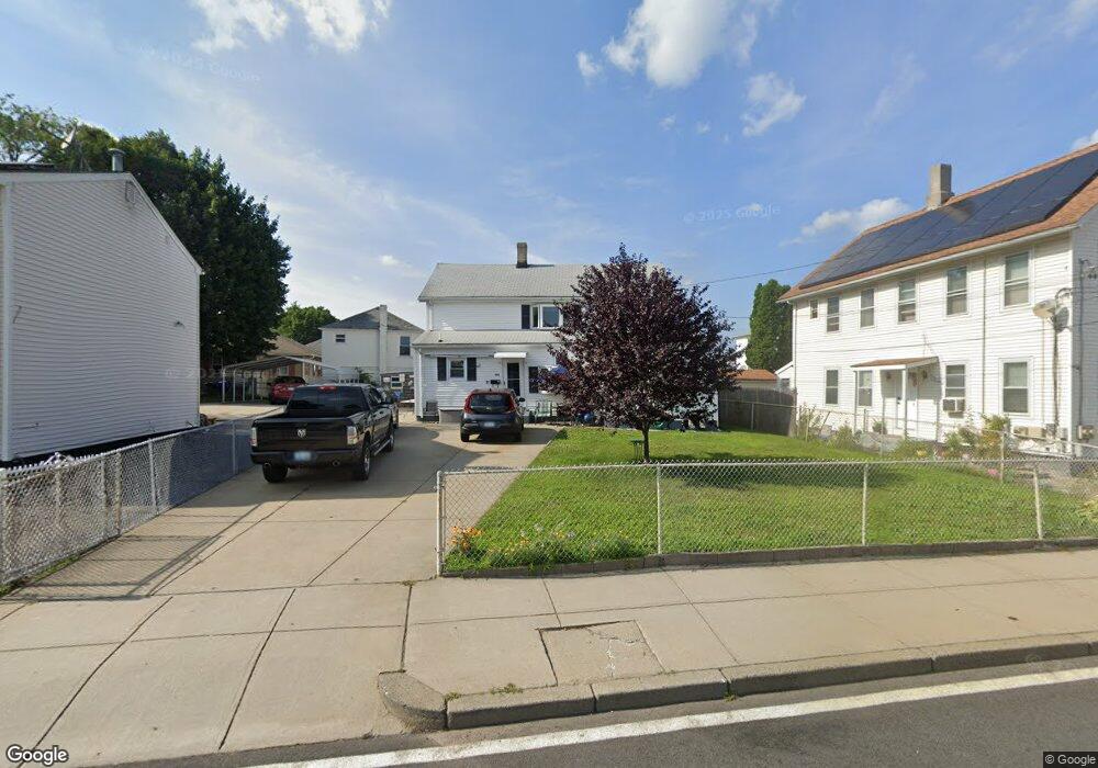 302 Walcott St, Pawtucket, RI 02860 - photo 1