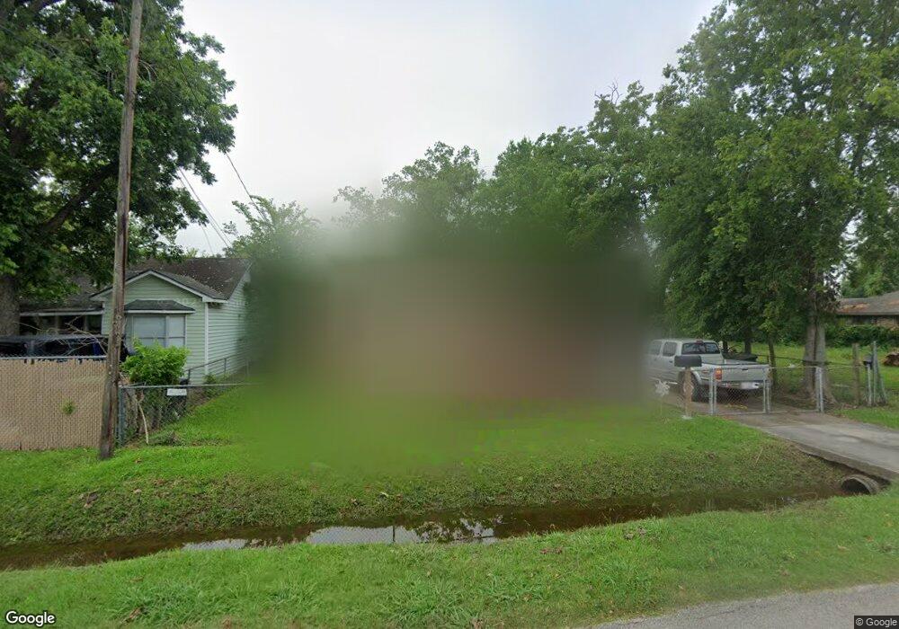 2406 Melbourne St, Houston, TX 77026 - photo 1