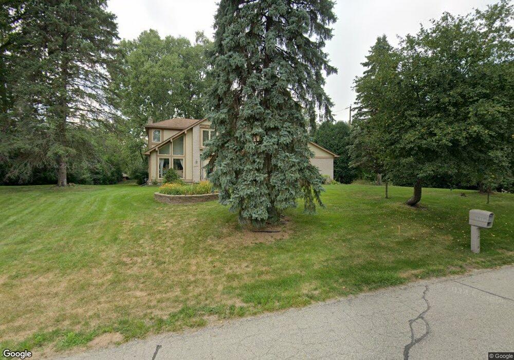 3288 Greentree Rd, Bloomfield Hills, MI 48304 - photo 1