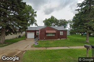 421 5th St SE, Highmore, SD 57345