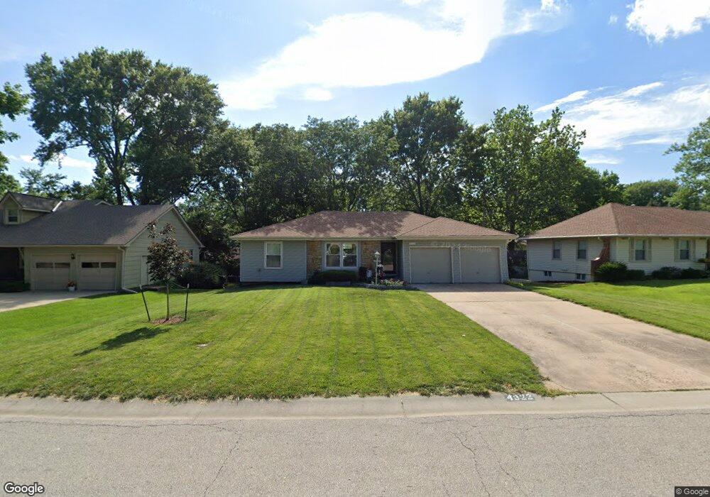 4922 Cody St, Shawnee, KS 66203 - photo 1