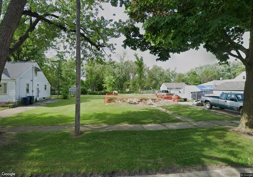 2413 Bennett Ave, Flint, MI 48506 - photo 1