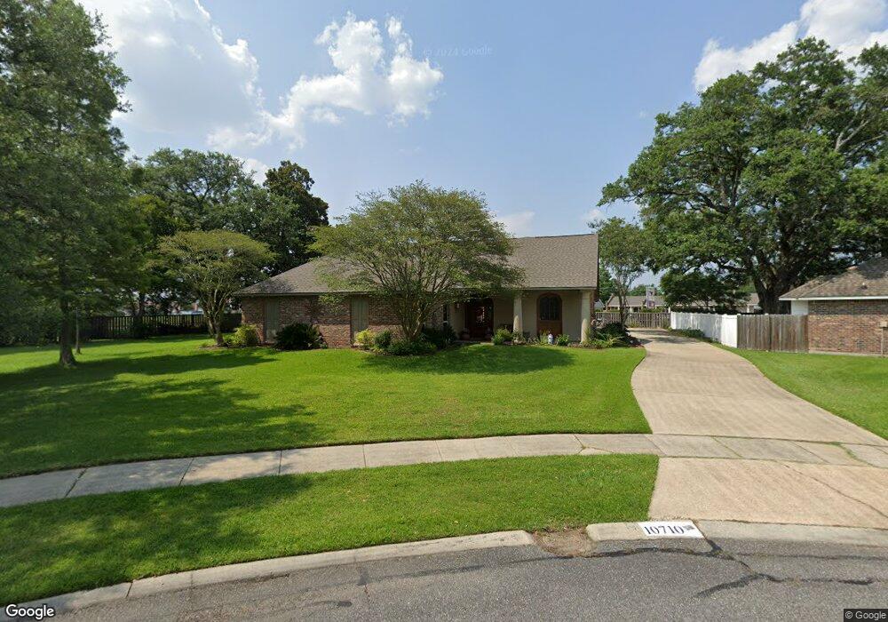 10710 N Great Oak Ct, Baton Rouge, LA 70810 - photo 1