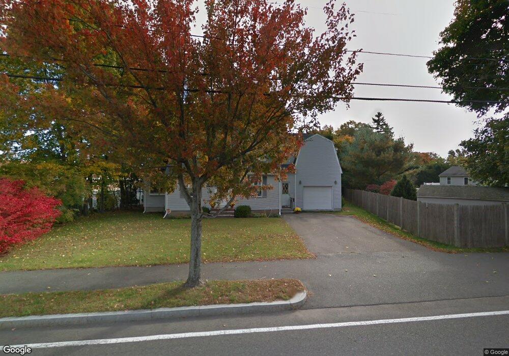 188 Pine St, Danvers, MA 01923 - photo 1