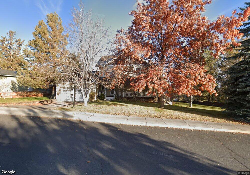 3417 SW Wickiup Ave, Redmond, OR 97756 - photo 1